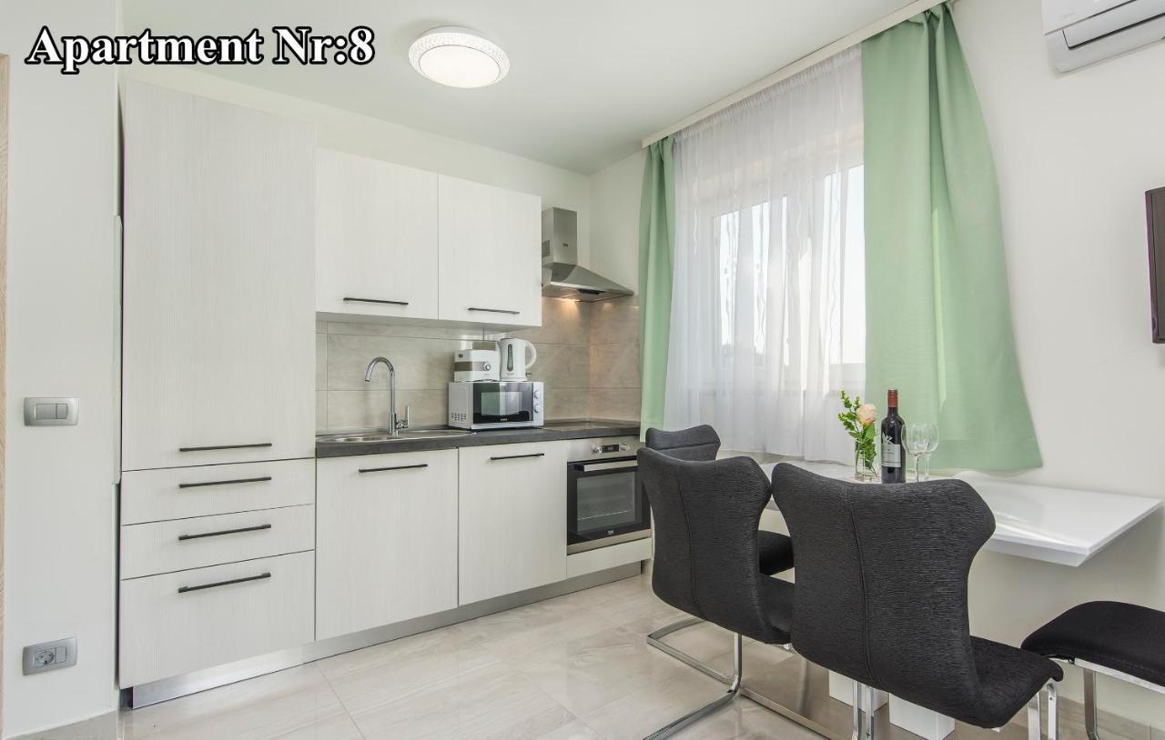 Villa Green Palm Врсар Экстерьер фото