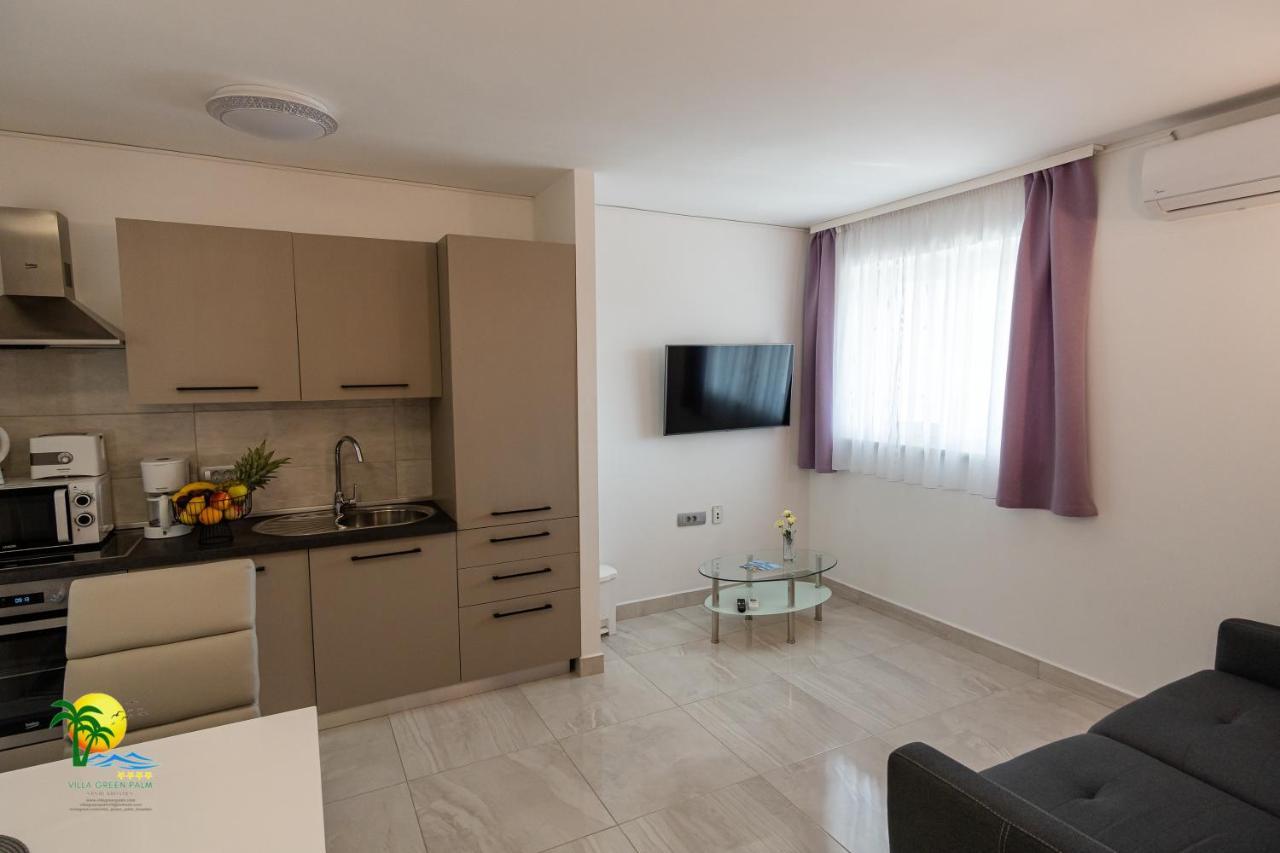 Villa Green Palm Врсар Экстерьер фото