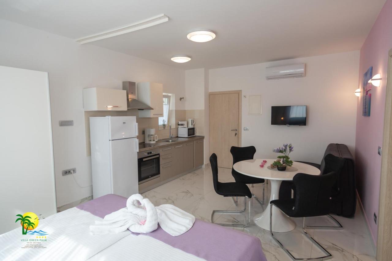 Villa Green Palm Врсар Экстерьер фото